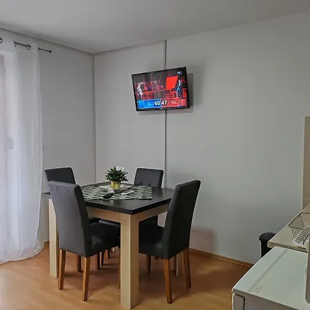 Nana Aparthotel *