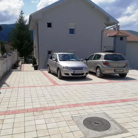 Nana Aparthotel *